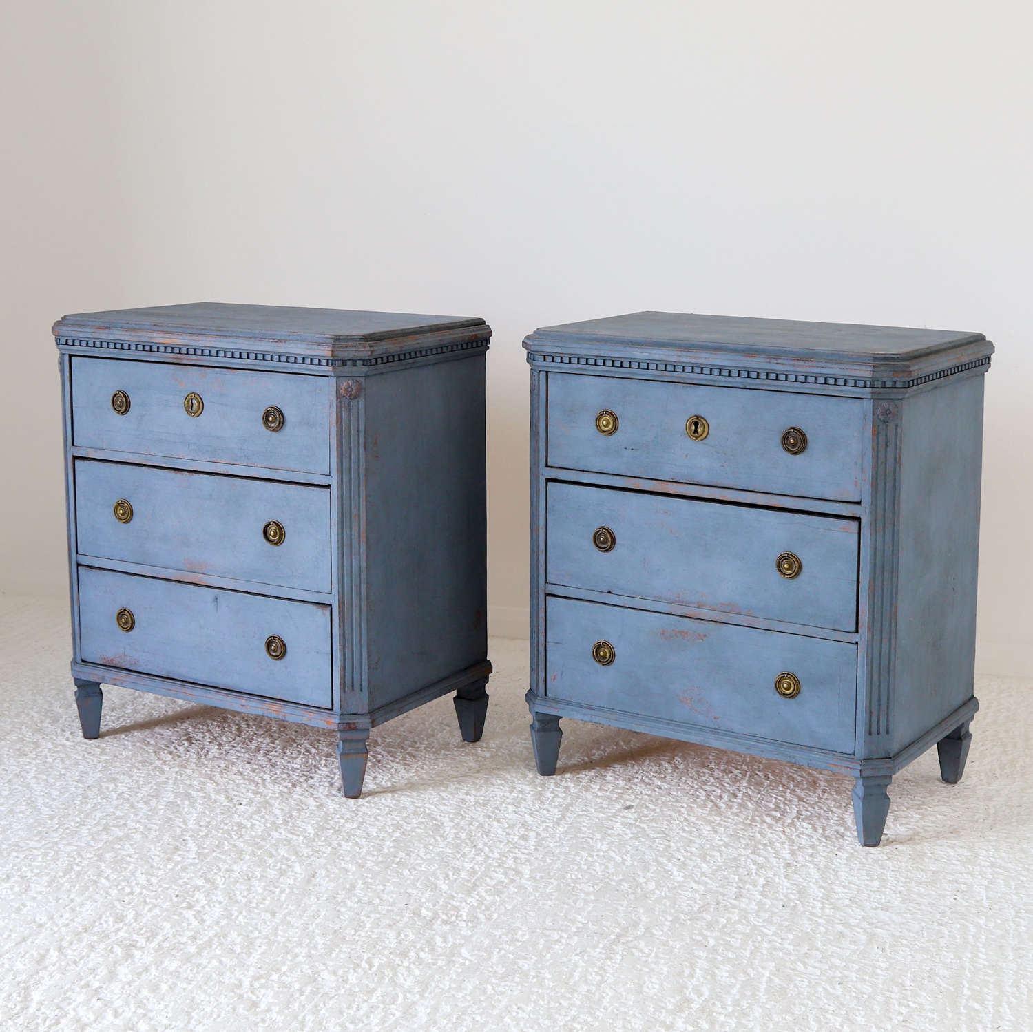 Pair of 19th Century Swedish Gustavian Style Painted Pine Commodes