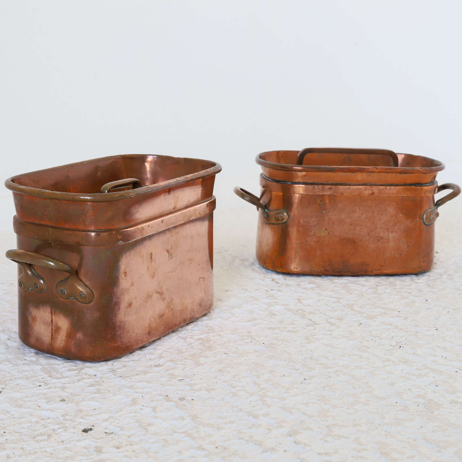 2 English 19th Century circa 1880 Copper Country House Kitchen Kettles